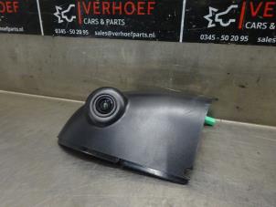 Gebruikte Spiegel camera rechts Nissan Qashqai (J11) 1.3 DIG-T 140 16V Prijs € 90,00 Margeregeling aangeboden door Verhoef Cars & Parts