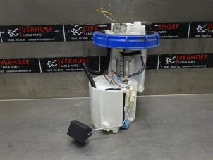 Gebruikte Benzinepomp Toyota Auris (E15) 1.6 Dual VVT-i 16V Prijs op aanvraag aangeboden door Verhoef Cars & Parts