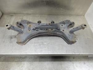 Gebruikte Subframe Toyota Yaris (P1) 1.3 16V VVT-i Prijs € 75,00 Margeregeling aangeboden door Verhoef Cars & Parts