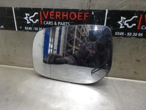 Gebruikte Spiegelglas links Toyota Auris (E15) 1.4 D-4D-F 16V Prijs op aanvraag aangeboden door Verhoef Cars & Parts