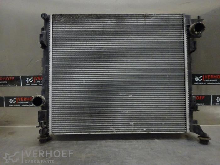 Gebruikte Radiateur Nissan Qashqai (J11) 1.6 dCi Prijs € 75,00 Margeregeling aangeboden door Verhoef Cars & Parts