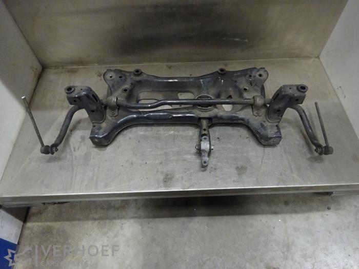 Gebruikte Subframe Volkswagen Touran (5T1) 2.0 TDI 150 Prijs op aanvraag aangeboden door Verhoef Cars & Parts