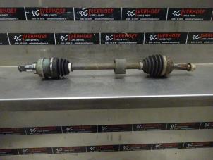 Gebruikte Aandrijfas links-voor Daihatsu Materia 1.5 16V Prijs € 50,00 Margeregeling aangeboden door Verhoef Cars & Parts