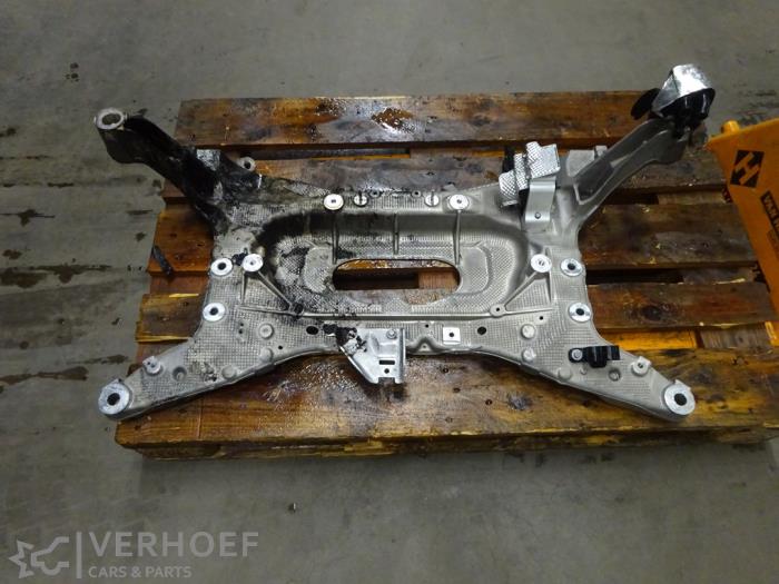 Gebruikte Subframe Landrover Range Rover Evoque II (LZC/LZS/LZH) Prijs op aanvraag aangeboden door Verhoef Cars & Parts