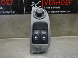 Gebruikte Combischakelaar ramen Renault Megane (EA) 1.6 16V Sport Prijs op aanvraag aangeboden door Verhoef Cars & Parts