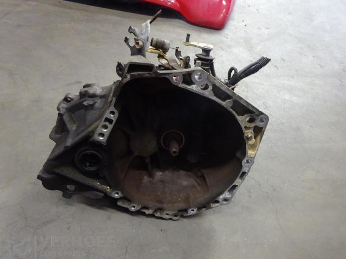 Gebruikte Versnellingsbak Toyota Aygo (B10) 1.0 12V VVT-i Prijs € 150,00 Margeregeling aangeboden door Verhoef Cars & Parts
