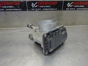 Gebruikte Gasklephuis Lexus IS (E3) 300h 2.5 16V Prijs € 95,00 Margeregeling aangeboden door Verhoef Cars & Parts