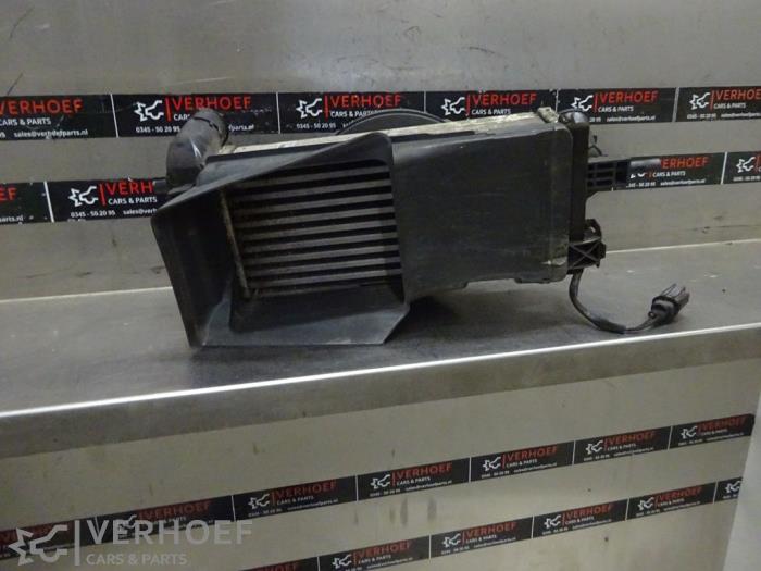 Gebruikte Intercooler Ford Focus 3 Wagon 1.0 Ti-VCT EcoBoost 12V 125 Prijs € 75,00 Margeregeling aangeboden door Verhoef Cars & Parts