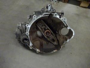 Gebruikte Versnellingsbak Mitsubishi Colt (Z2/Z3) 1.3 16V Prijs op aanvraag aangeboden door Verhoef Cars & Parts