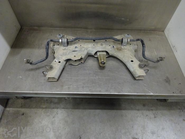 Gebruikte Subframe Renault Kangoo Express (FW) 1.5 dCi 75 FAP Prijs op aanvraag aangeboden door Verhoef Cars & Parts