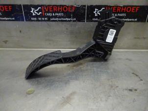 Gebruikte Gaspedaalpositie Sensor Volkswagen Golf VIII (CD1) 2.0 TDI BlueMotion 16V Prijs € 20,00 Margeregeling aangeboden door Verhoef Cars & Parts