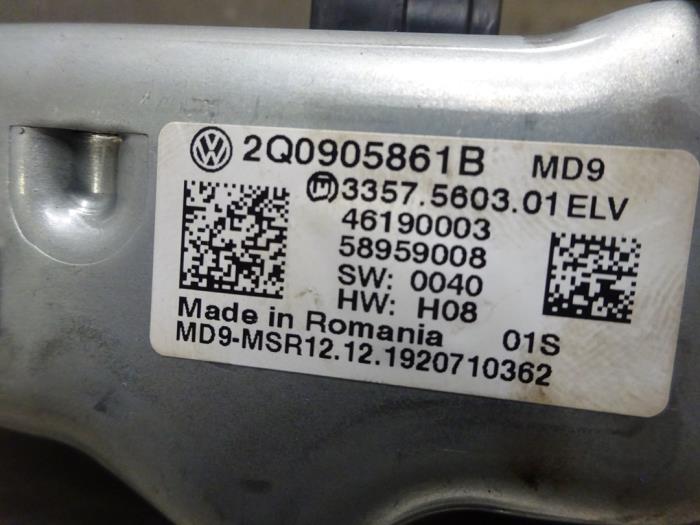 Anti diefstal slot van een Volkswagen Golf VIII (CD1) 2.0 TDI BlueMotion 16V 2020