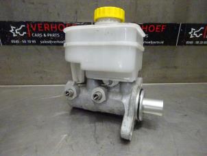 Gebruikte Hoofdremcilinder Iveco New Daily VI 33S15, 35C15, 35S15 Prijs op aanvraag aangeboden door Verhoef Cars & Parts