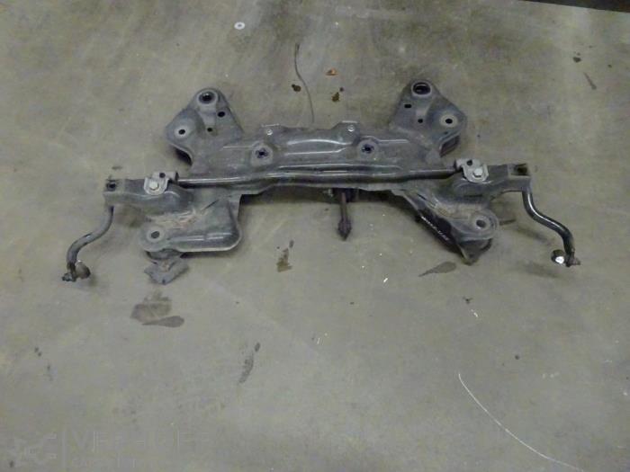 Gebruikte Subframe Peugeot 208 I (CA/CC/CK/CL) 1.6 Vti 16V Prijs € 75,00 Margeregeling aangeboden door Verhoef Cars & Parts