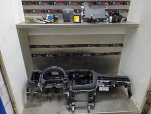 Gebruikte Module + Airbag Set Mitsubishi Outlander (GF/GG) 2.4 16V PHEV 4x4 Prijs € 1.250,00 Margeregeling aangeboden door Verhoef Cars & Parts