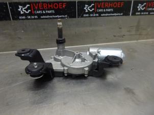 Gebruikte Ruitenwissermotor achter Kia Cee'd (JDB5) 1.6 GDI 16V Prijs op aanvraag aangeboden door Verhoef Cars & Parts
