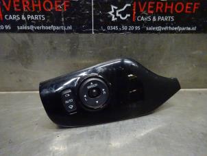 Gebruikte Spiegel Schakelaar Kia Cee'd (JDB5) 1.6 GDI 16V Prijs op aanvraag aangeboden door Verhoef Cars & Parts