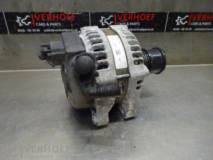 Gebruikte Dynamo Ford C-Max (DXA) 1.0 Ti-VCT EcoBoost 12V 125 Prijs € 50,00 Margeregeling aangeboden door Verhoef Cars & Parts
