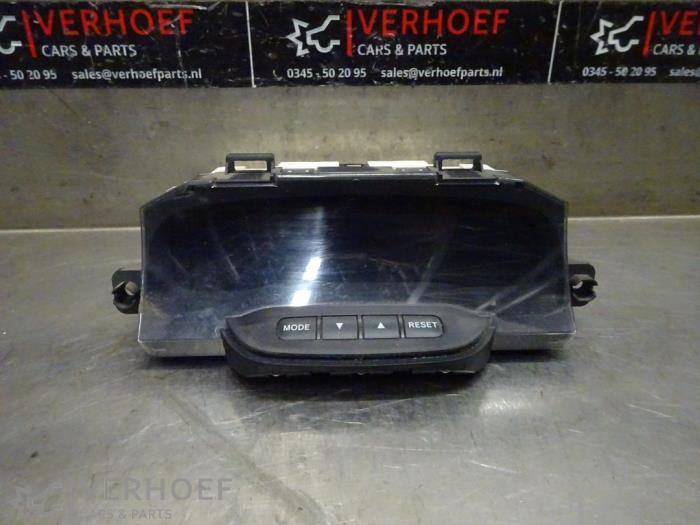 Gebruikte Display Interieur Toyota Land Cruiser (J12) 3.0 D-4D 16V Prijs € 302,50 Inclusief btw aangeboden door Verhoef Cars & Parts