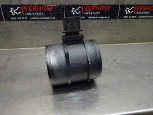 Gebruikte Luchthoeveelheidsmeter Mercedes Sprinter 5t (907.6) 519 CDI 3.0 V6 24V RWD Prijs € 90,75 Inclusief btw aangeboden door Verhoef Cars & Parts