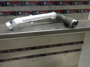 Gebruikte Intercooler Buis Mercedes Sprinter 5t (907.6) 519 CDI 3.0 V6 24V RWD Prijs € 72,60 Inclusief btw aangeboden door Verhoef Cars & Parts