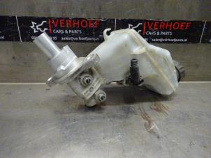 Gebruikte Hoofdremcilinder Opel Corsa E 1.3 CDTi 16V ecoFLEX Prijs op aanvraag aangeboden door Verhoef Cars & Parts