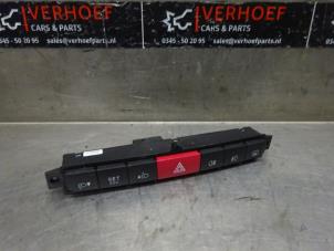 Gebruikte Paniekverlichtings Schakelaar Fiat Doblo Cargo (263) 1.3 MJ 16V DPF Euro 5 Prijs op aanvraag aangeboden door Verhoef Cars & Parts