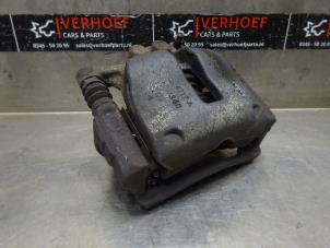 Gebruikte Remklauw (Tang) links-voor Ford Transit Courier 1.5 TDCi 75 Prijs € 60,50 Inclusief btw aangeboden door Verhoef Cars & Parts