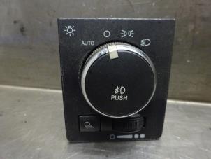 Gebruikte Licht Schakelaar Dodge 1500 Standard Cab (DS) 5.7 Hemi V8 Prijs € 48,40 Inclusief btw aangeboden door Verhoef Cars & Parts