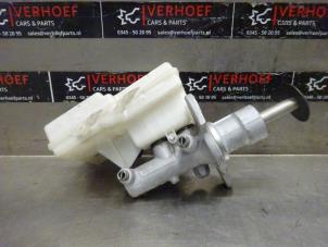 Gebruikte Hoofdremcilinder Volkswagen Crafter (SY) 2.0 TDI FWD Prijs op aanvraag aangeboden door Verhoef Cars & Parts