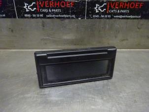 Gebruikte Display Interieur Volvo V50 (MW) 2.4 20V Prijs op aanvraag aangeboden door Verhoef Cars & Parts