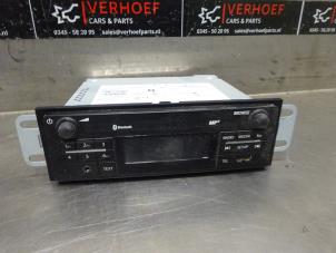 Gebruikte Radio CD Speler Nissan NV 300 1.6 dCi 125 Prijs op aanvraag aangeboden door Verhoef Cars & Parts