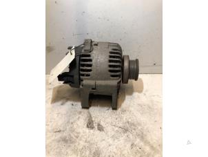 Gebruikte Alternator Renault Megane II Grandtour (KM) 1.5 dCi 80 Prijs € 40,00 Margeregeling aangeboden door Verhoef Cars & Parts