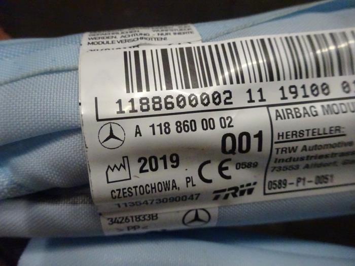 Airbag hemel links van een Mercedes-Benz CLA (118.3) 2.0 CLA-250 Turbo 16V 4-Matic 2019