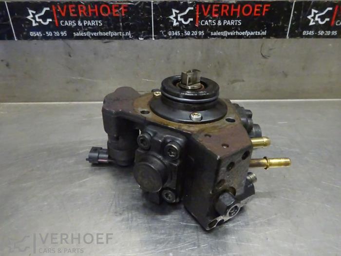 Gebruikte Dieselpomp Opel Corsa E 1.3 CDTi 16V ecoFLEX Prijs € 250,00 Margeregeling aangeboden door Verhoef Cars & Parts