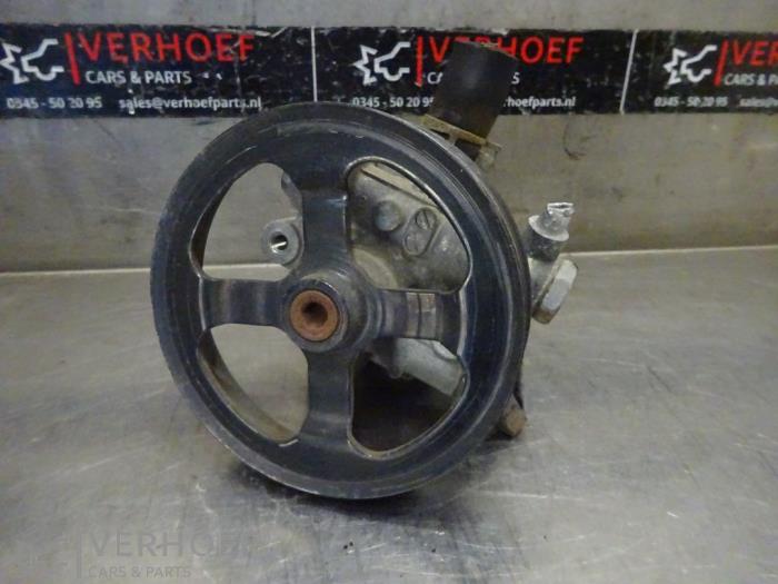 Gebruikte Pomp Servo Mitsubishi Outlander (CW) 2.0 16V 4x2 Prijs op aanvraag aangeboden door Verhoef Cars & Parts