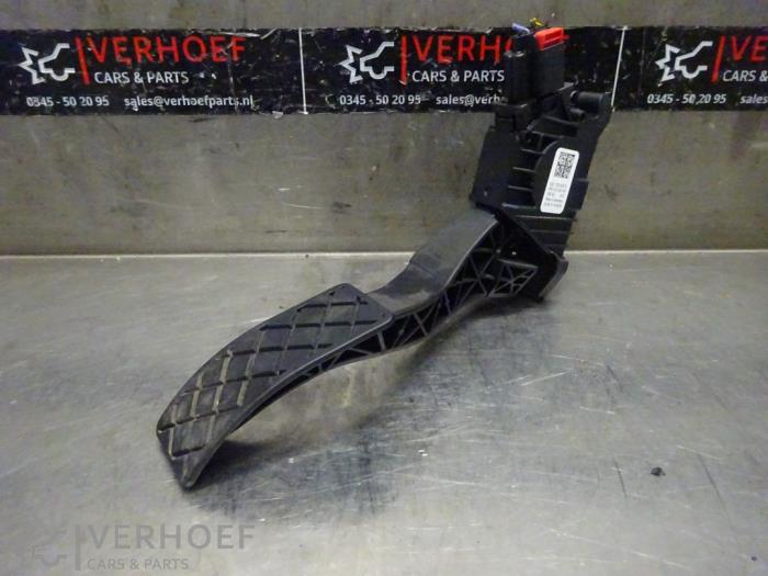 Gebruikte Sensor Gaspedaalpositie Volkswagen Passat Variant (3G5) 1.5 TSI 16V Prijs € 20,00 Margeregeling aangeboden door Verhoef Cars & Parts