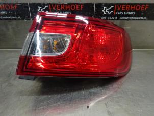 Gebruikte Achterlicht rechts Renault Clio IV (5R) 1.2 16V Prijs op aanvraag aangeboden door Verhoef Cars & Parts