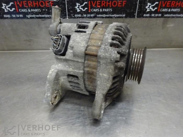 Gebruikte Dynamo Mitsubishi Lancer Wagon (CS/CT) 1.6 16V Prijs € 40,00 Margeregeling aangeboden door Verhoef Cars & Parts