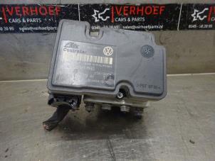 Gebruikte ABS Pomp Volkswagen Golf VI (5K1) 1.4 TSI 122 16V Prijs € 125,00 Margeregeling aangeboden door Verhoef Cars & Parts