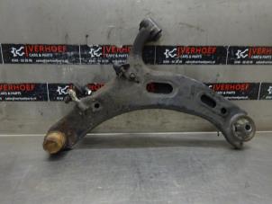 Gebruikte Draagarm links-voor Subaru Legacy Wagon (BR) Prijs op aanvraag aangeboden door Verhoef Cars & Parts
