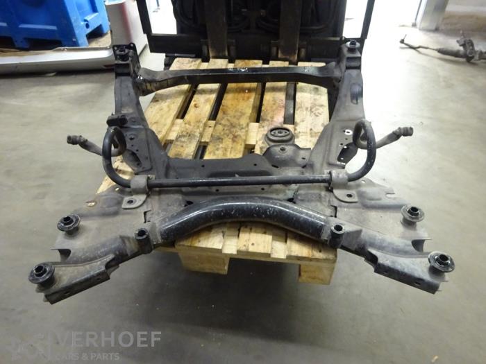 Gebruikte Subframe Mercedes Vito (447.6) 1.6 111 CDI 16V Prijs € 211,75 Inclusief btw aangeboden door Verhoef Cars & Parts