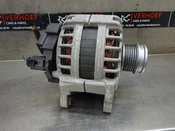 Gebruikte Alternator Volkswagen Polo VI (AW1) 1.0 TSI 12V Prijs € 75,00 Margeregeling aangeboden door Verhoef Cars & Parts