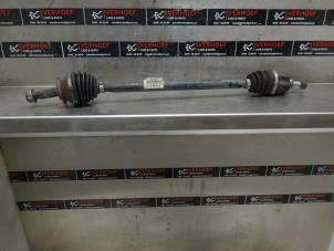 Gebruikte Aandrijfas rechts-voor Volkswagen Up! (121) 1.0 12V 60 Prijs € 35,00 Margeregeling aangeboden door Verhoef Cars & Parts