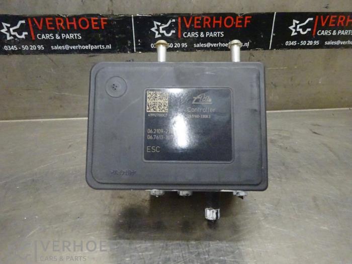 Gebruikte ABS Pomp Kia Picanto (JA) 1.0 T-GDI 12V Prijs € 50,00 Margeregeling aangeboden door Verhoef Cars & Parts