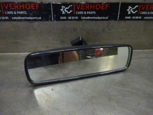 Gebruikte Binnenspiegel Toyota Aygo (B40) 1.0 12V VVT-i Prijs € 25,00 Margeregeling aangeboden door Verhoef Cars & Parts