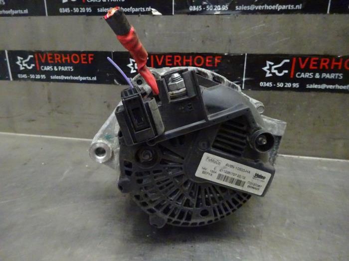 Dynamo van een Ford Fiesta 6 (JA8) 1.25 16V 2012