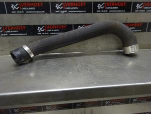 Gebruikte Intercooler Slang Ford Focus 4 1.0 Ti-VCT EcoBoost 12V 100 Prijs € 35,00 Margeregeling aangeboden door Verhoef Cars & Parts