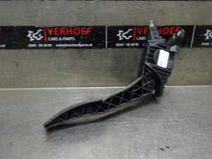 Gebruikte Gaspedaalpositie Sensor Ford Fiesta 7 1.0 EcoBoost 12V 100 Prijs op aanvraag aangeboden door Verhoef Cars & Parts