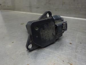 Gebruikte Luchthoeveelheidsmeter Suzuki Grand Vitara II (JT) 2.0 16V Prijs € 20,00 Margeregeling aangeboden door Verhoef Cars & Parts